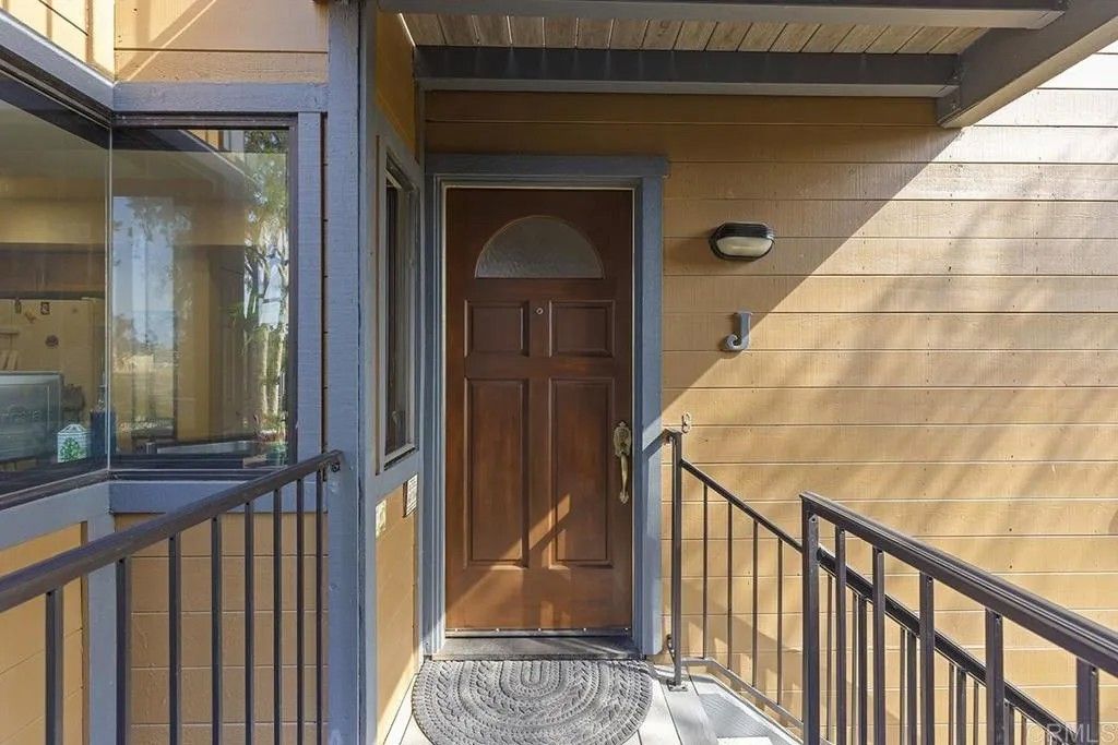 Photo of 4009 Layang Layang Circle, Carlsbad, CA 92008 (MLS # NDP2604047)