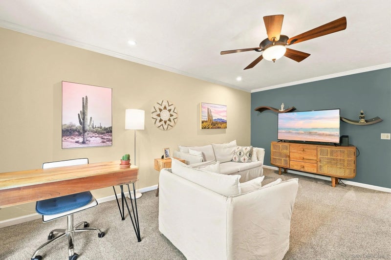 3649 Louisiana 104