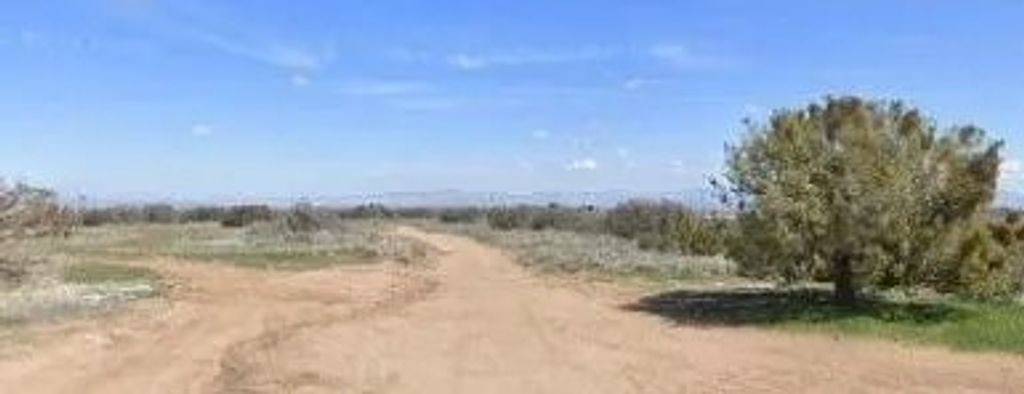 Photo of 0 Caughlin, Phelan, CA 92371 (MLS # AR25270114)