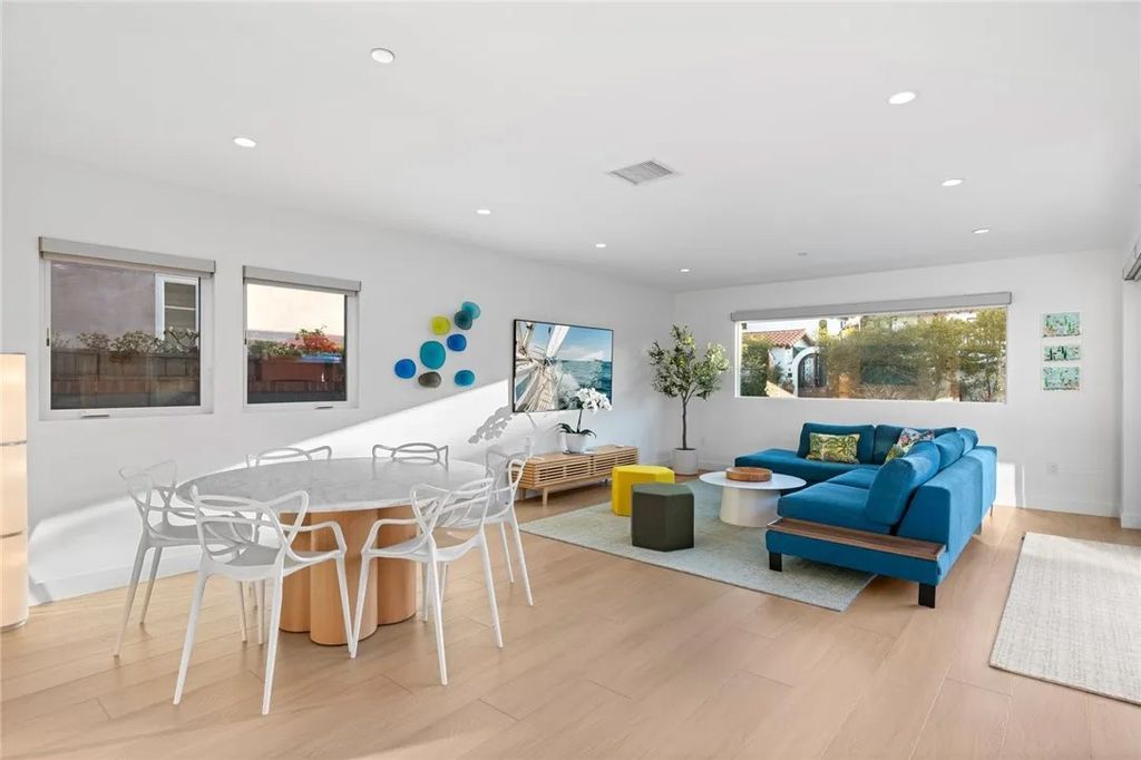 Photo of 1576 E Ocean Boulevard, Newport Beach, CA 92661 (MLS # NP26025392)