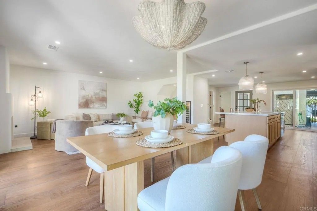 Photo of 4051 Avenida Brisa, Rancho Santa Fe, CA 92091 (MLS # NDP2510362)