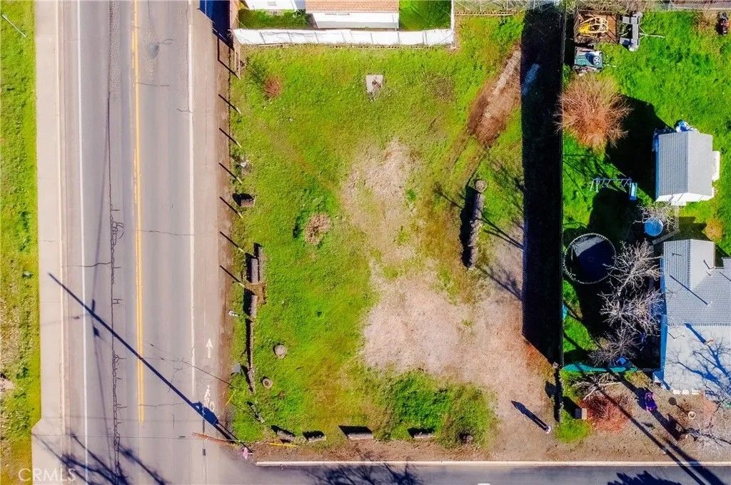 Photo of 3516 Cypress St, Clearlake, CA 95422 (MLS # LC26011573)