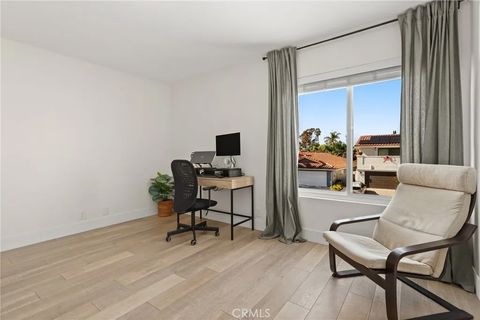 Tiny photo for 23962 Warsaw St, Mission Viejo, CA 92691 (MLS # OC25245348)