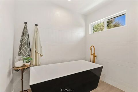 Tiny photo for 23962 Warsaw St, Mission Viejo, CA 92691 (MLS # OC25245348)