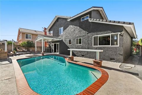 Tiny photo for 23962 Warsaw St, Mission Viejo, CA 92691 (MLS # OC25245348)