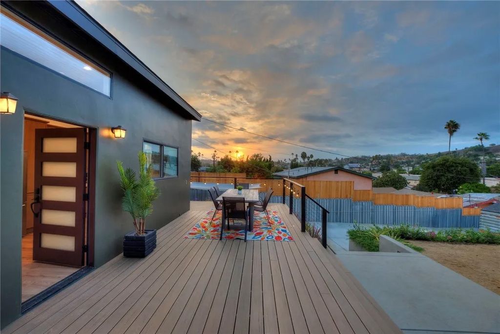 Photo of 5160 Oakland St, Los Angeles, CA 90032 (MLS # CV26011348)