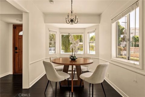 Tiny photo for 15233 Camarillo Street, Sherman Oaks, CA 91403 (MLS # SR25252727)