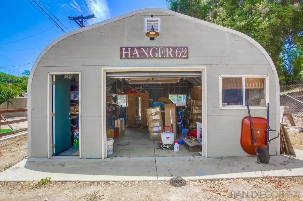 Photo of 214 Deddie Ter, Fallbrook, CA 92028 (MLS # 250040491)