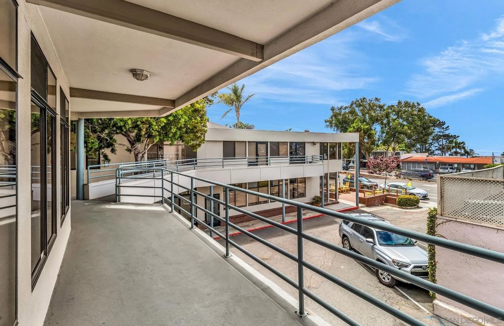 Photo of 1237 Camino Del Mar, Del Mar, CA 92014 (MLS # 260011221)