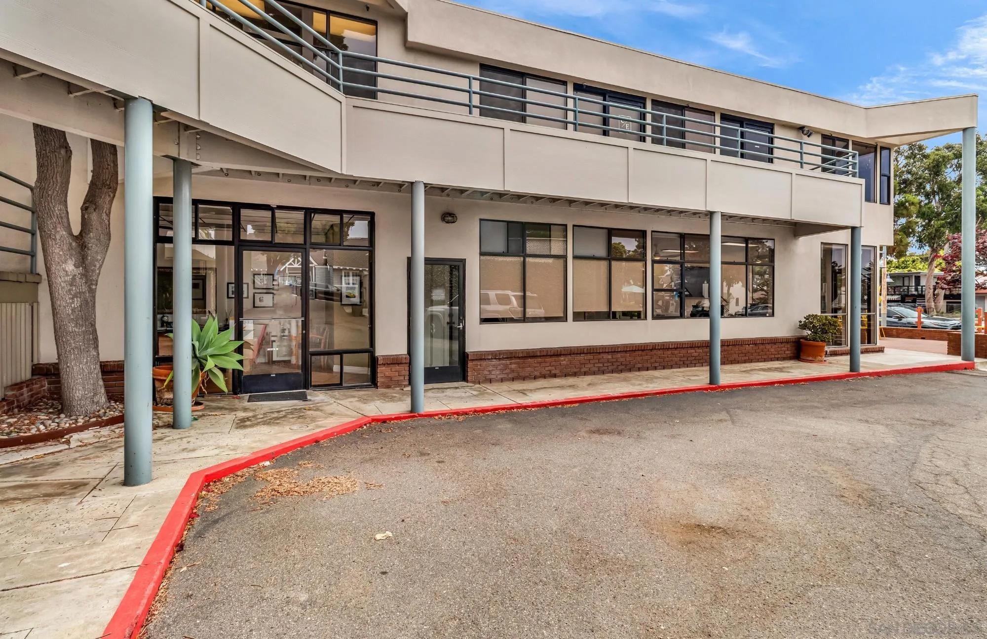 1237 Camino Del Mar