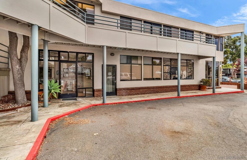 1237 Camino Del Mar