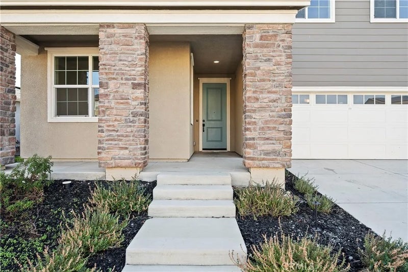 5541 Promontory