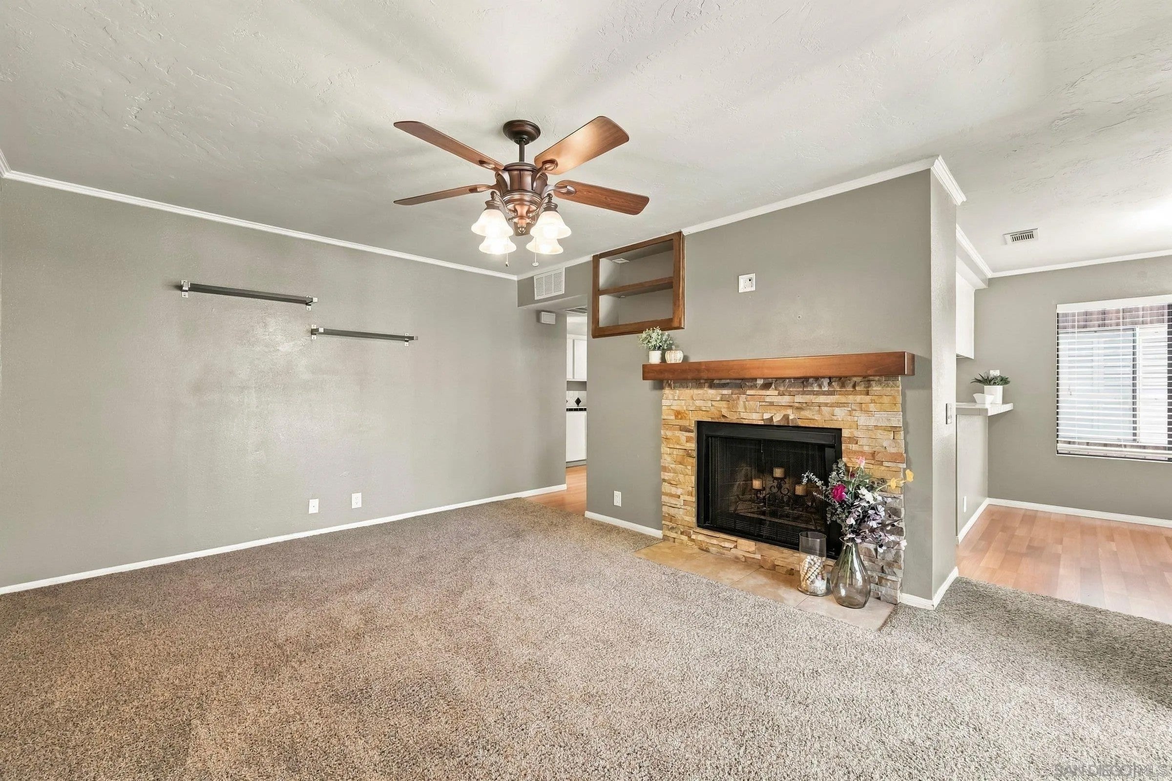 2157 Arnold Way 622