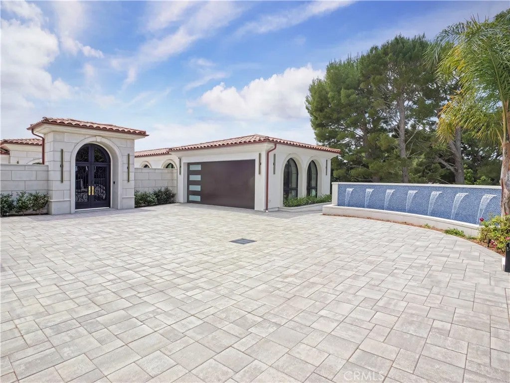 36 Sea Cove