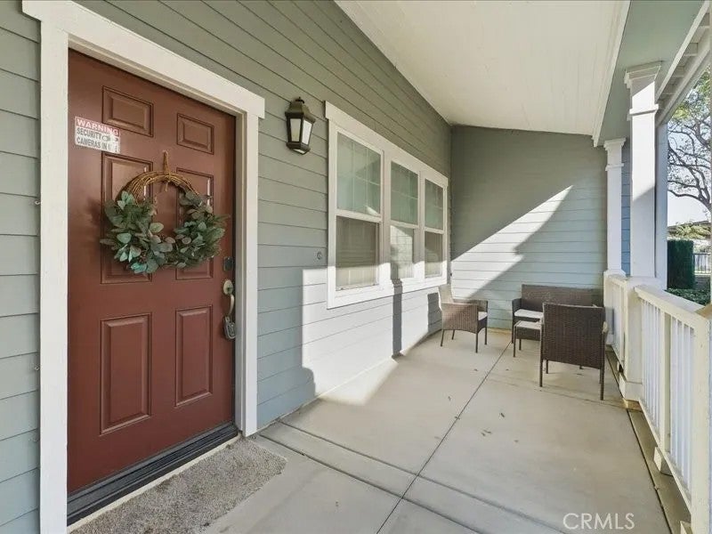 15903 Fountain Lane