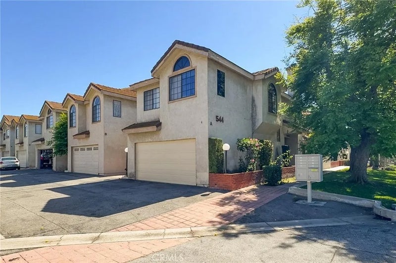 544 N Orange B
