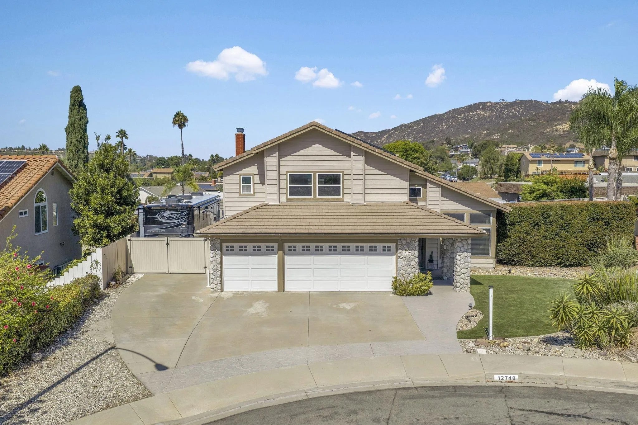 12740 Boxwood Ct
