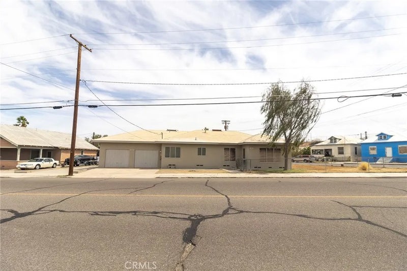 630 Acoma Street