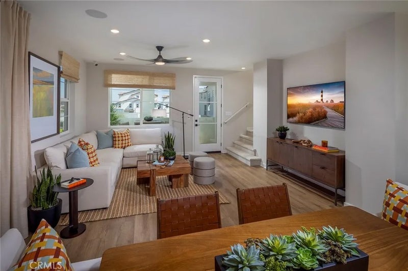 6042 Burren Way