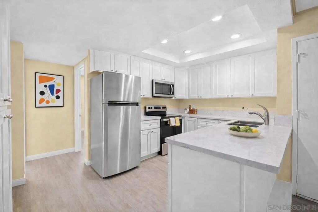 Photo of 475 N Midway Dr #152, Escondido, CA 92027 (MLS # 260011444)