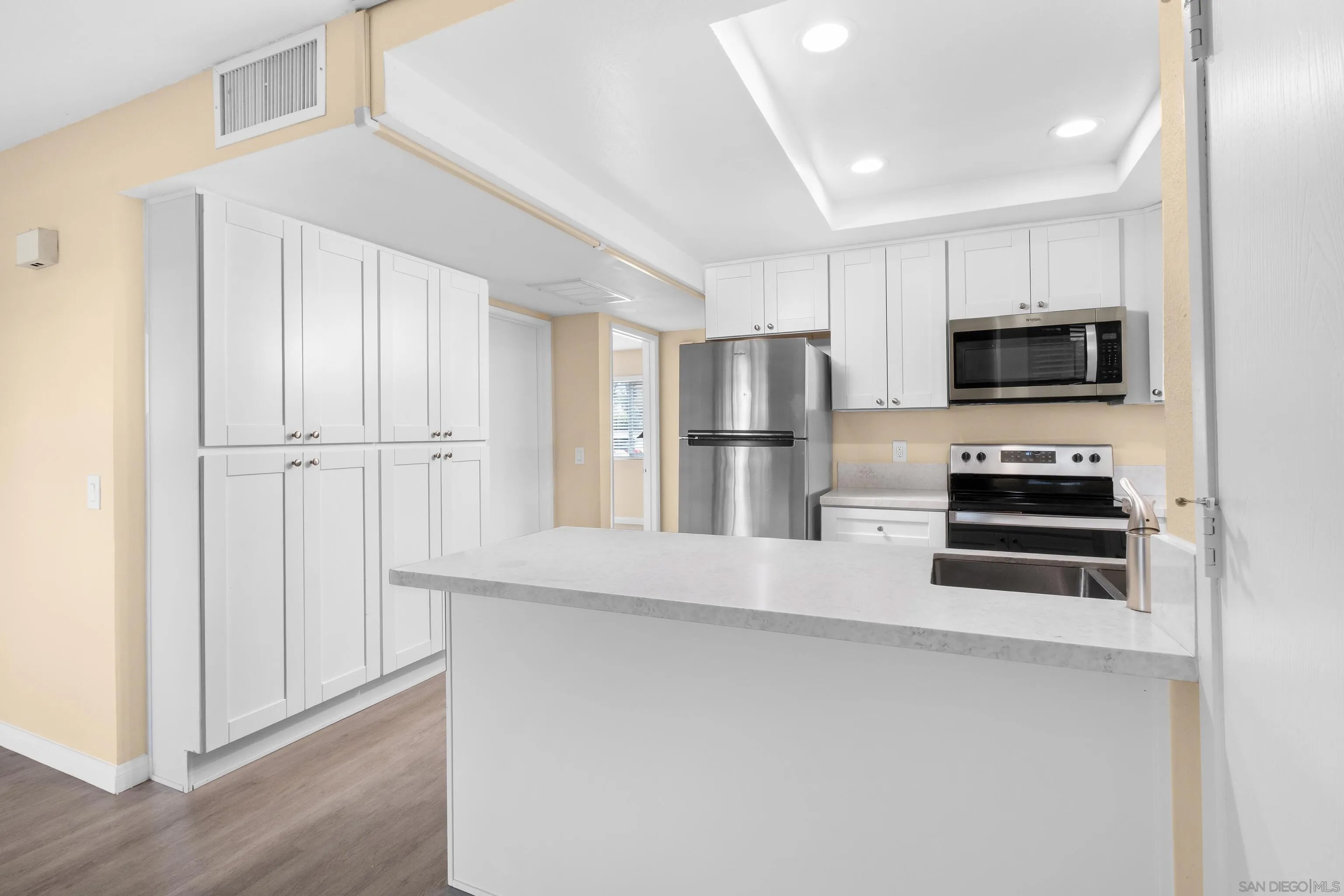 475 N Midway 152