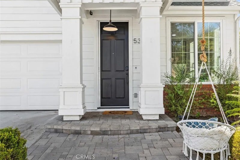 53 Bainbridge Ave