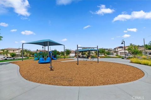 Tiny photo for 27351 Georgetown Dr, Menifee, CA 92584 (MLS # LG25266930)