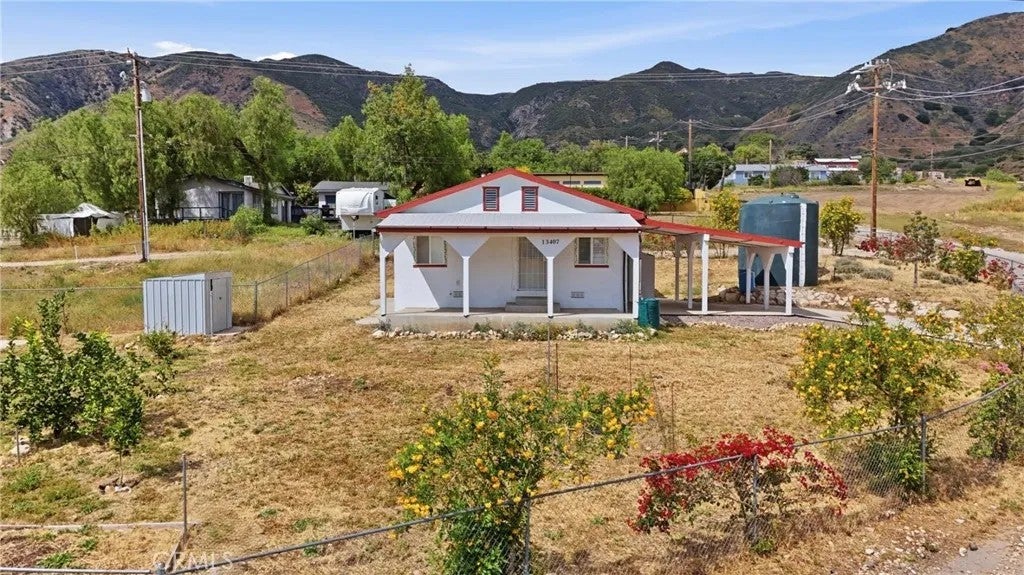 13407 Kagel Canyon
