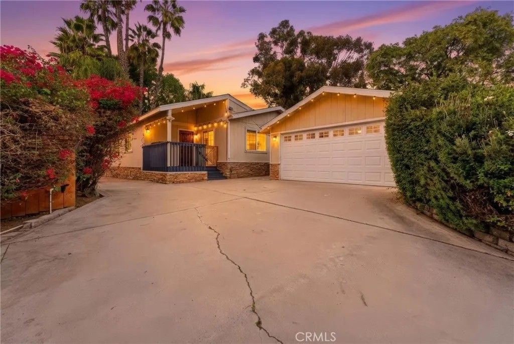 Photo of 9036 Lemon Ave, La Mesa, CA 91941 (MLS # SW25279959)