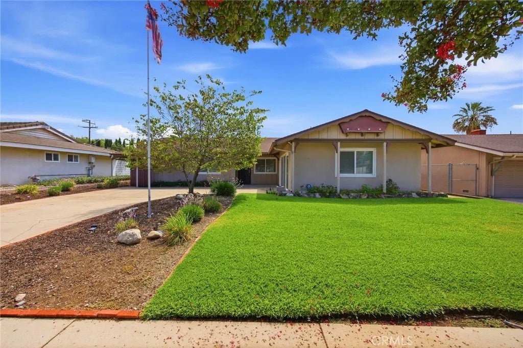610 Ridgefield
