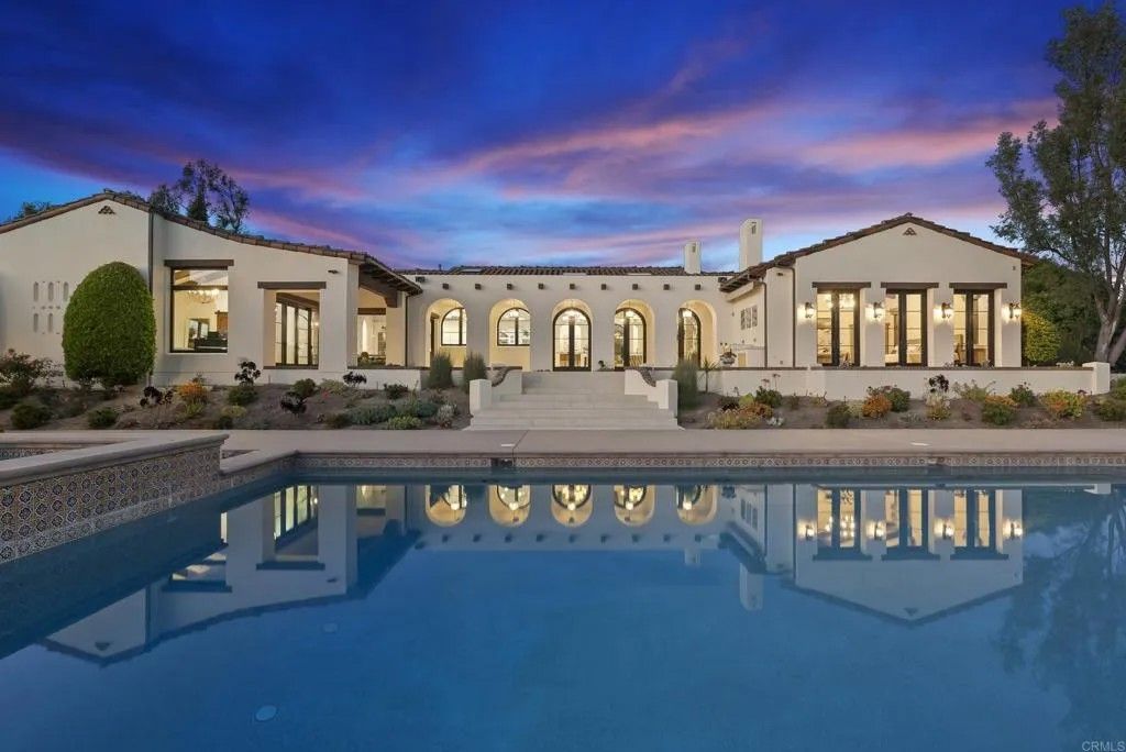 Photo of 4943 El Arco Iris, Rancho Santa Fe, CA 92067 (MLS # NDP2603993)