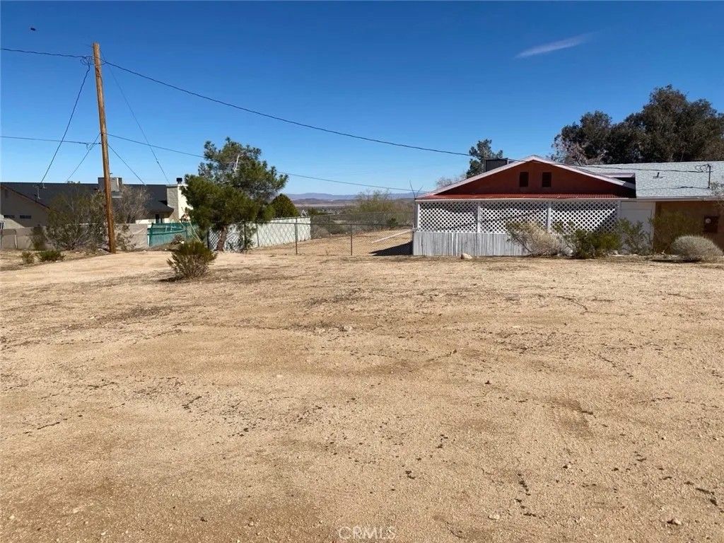 Photo of 60450 Alta Mesa Dr, Joshua Tree, CA 92252 (MLS # SR26087050)