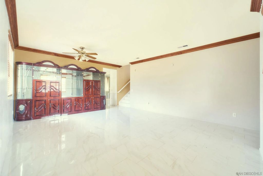 Photo of 401 Memphis Court, Hemet, CA 92545 (MLS # 260010321)