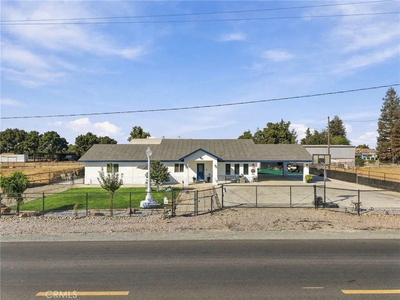 1644 W Marinette Avenue