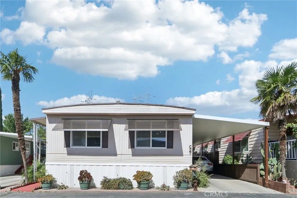 Photo of 16079 Yarnell St #C27, Sylmar, CA 91342 (MLS # SB26076899)