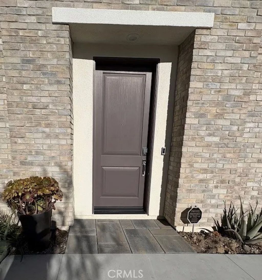 Photo of 29423 Camino Surfeo, Valencia, CA 91354 (MLS # SR26084161)