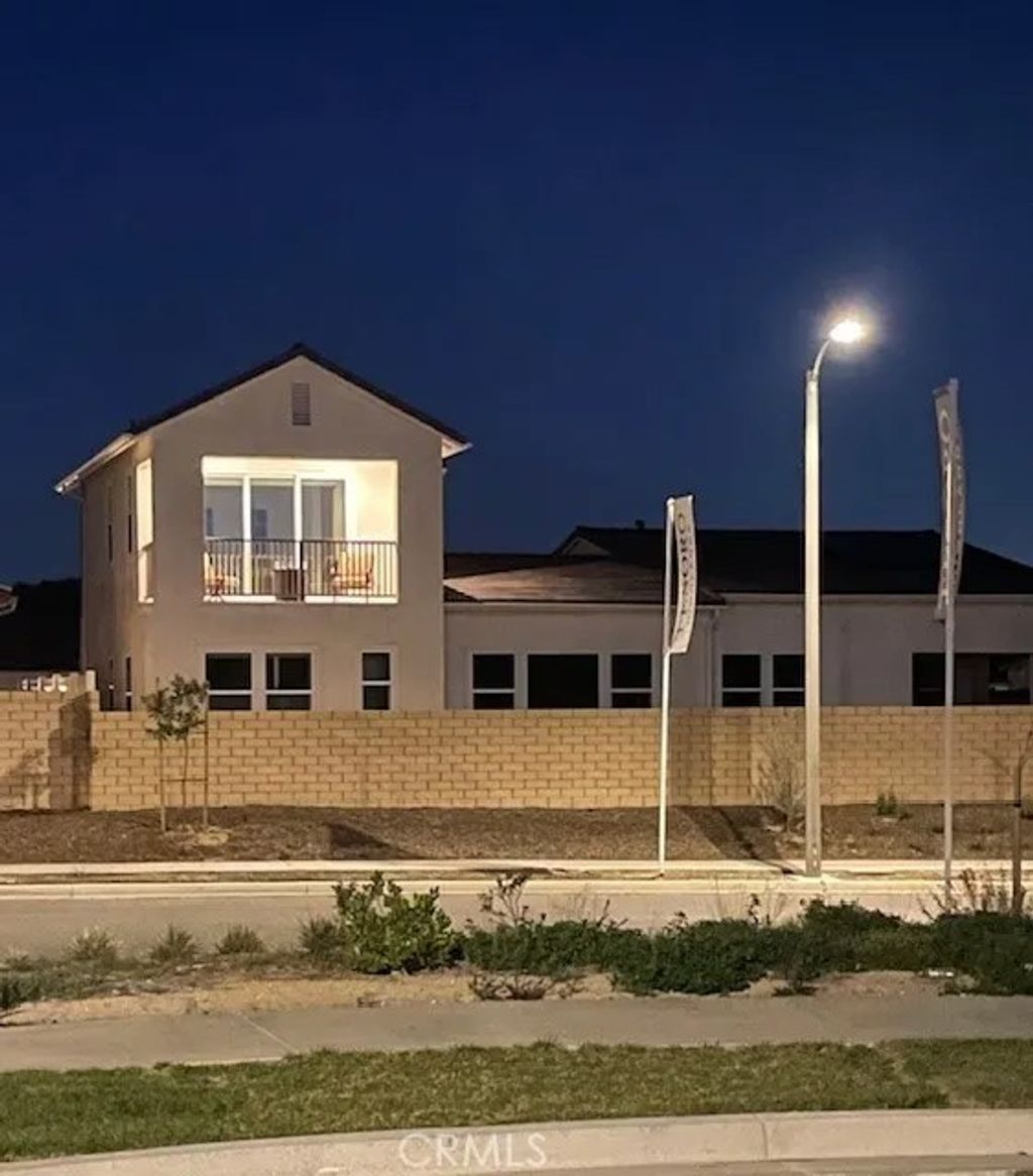 Photo of 29423 Camino Surfeo, Valencia, CA 91354 (MLS # SR26084161)