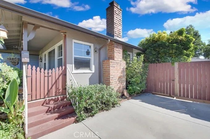 422 W Ada Avenue