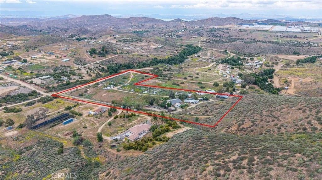 Photo of 23850 Estelle Mountain Road, Perris, CA 92570 (MLS # IV25095582)