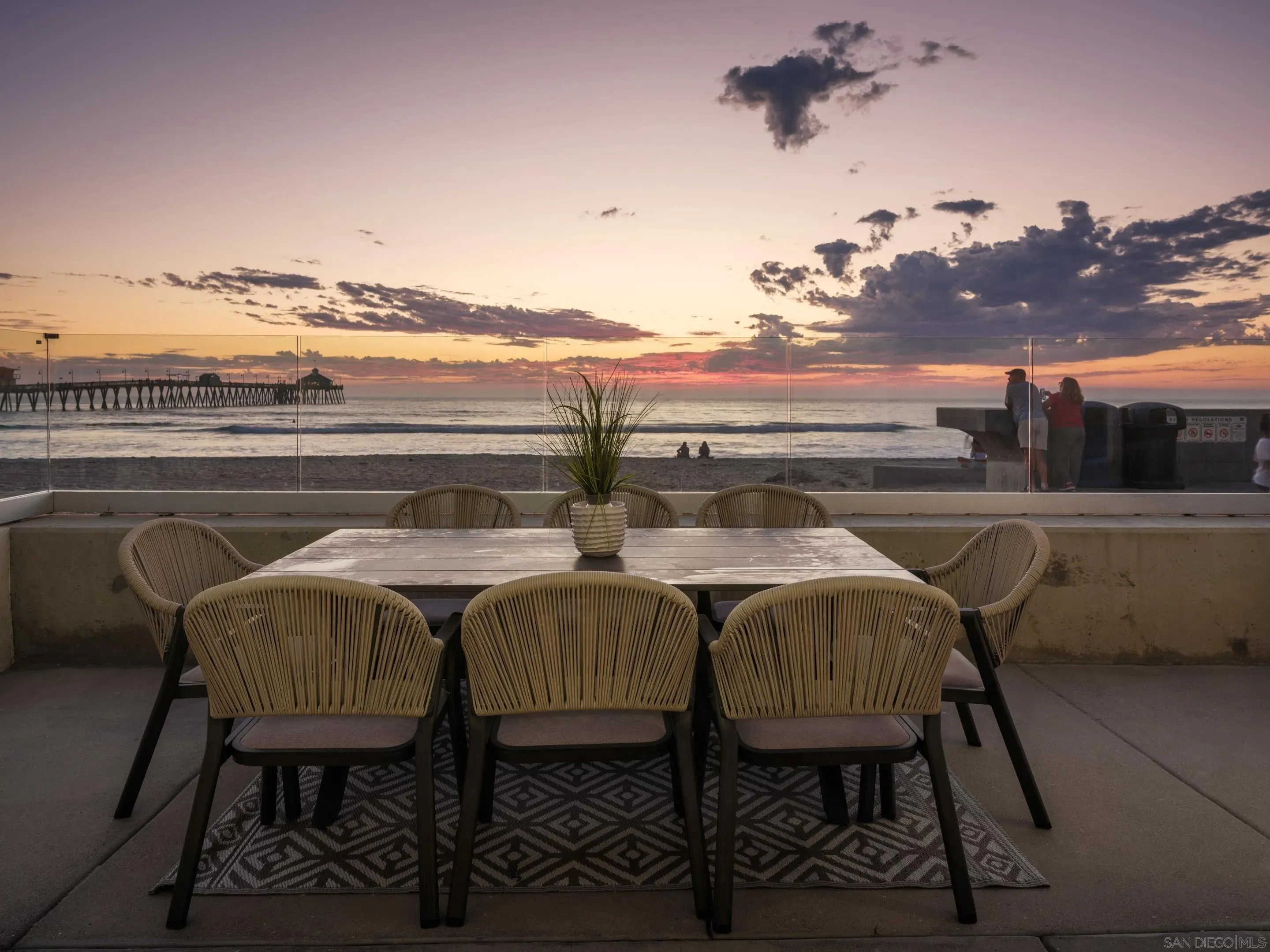 Imperial Beach, California 91932, United States, 4 Bedrooms Bedrooms, ,4 BathroomsBathrooms,Residential,Active,224020