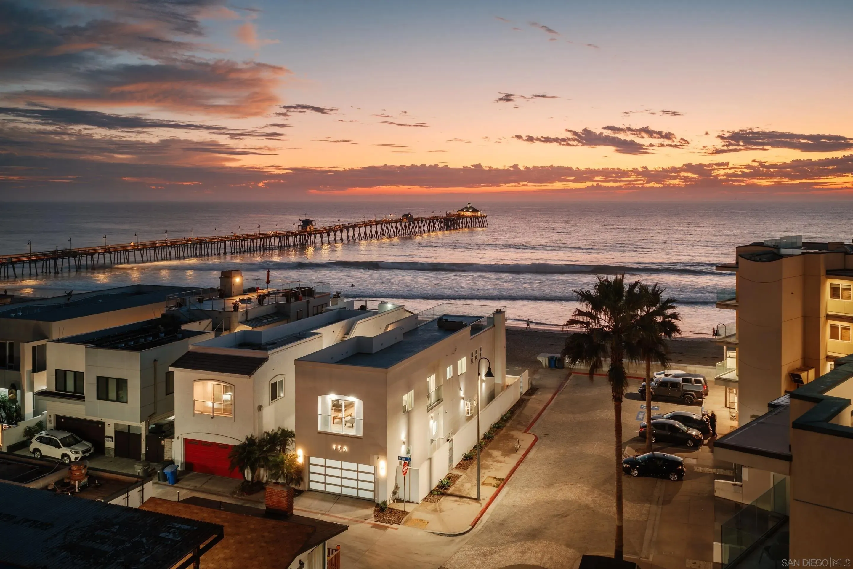 Imperial Beach, California 91932, United States, 4 Bedrooms Bedrooms, ,4 BathroomsBathrooms,Residential,Active,224020