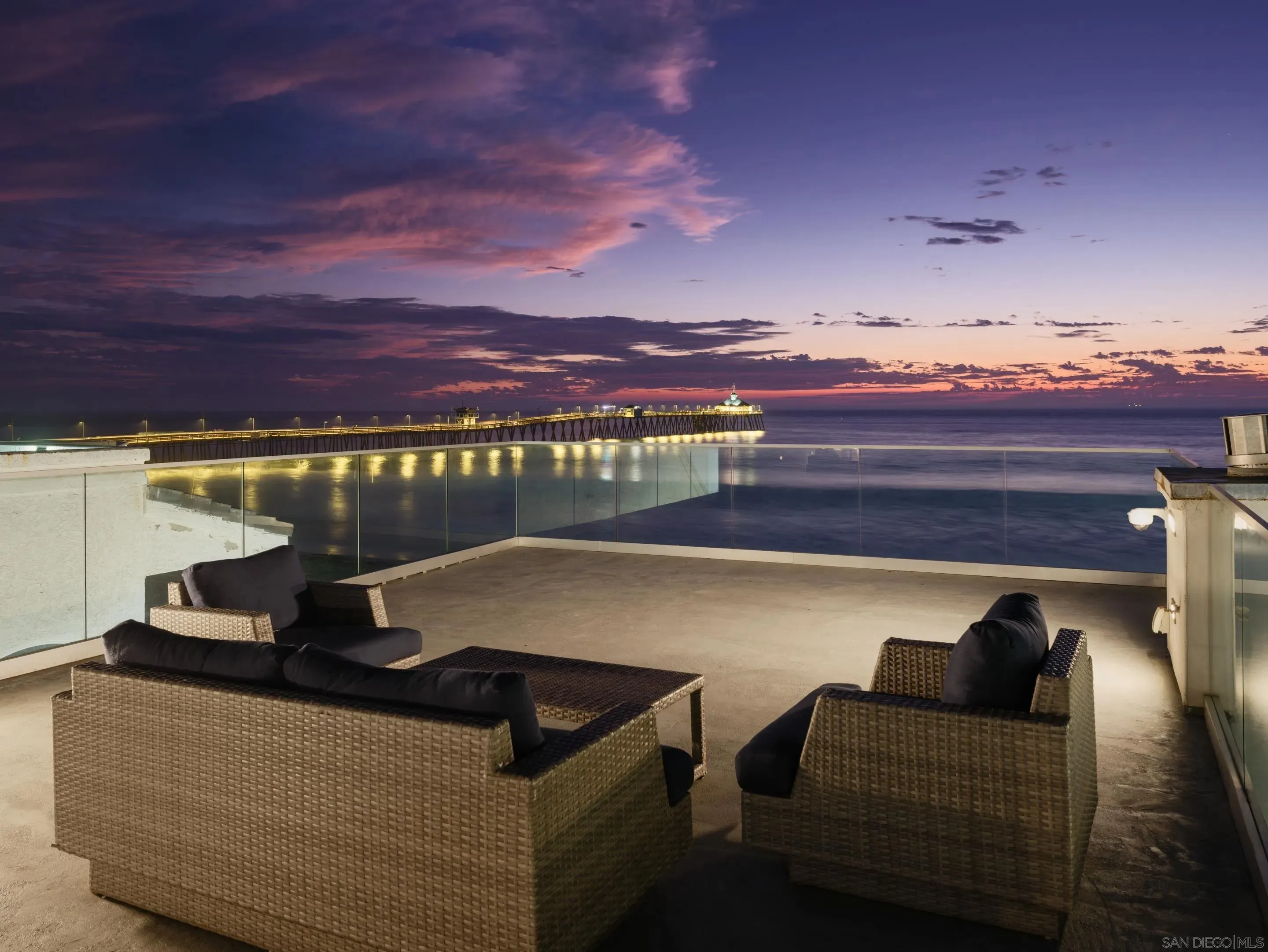 Imperial Beach, California 91932, United States, 4 Bedrooms Bedrooms, ,4 BathroomsBathrooms,Residential,Active,224020