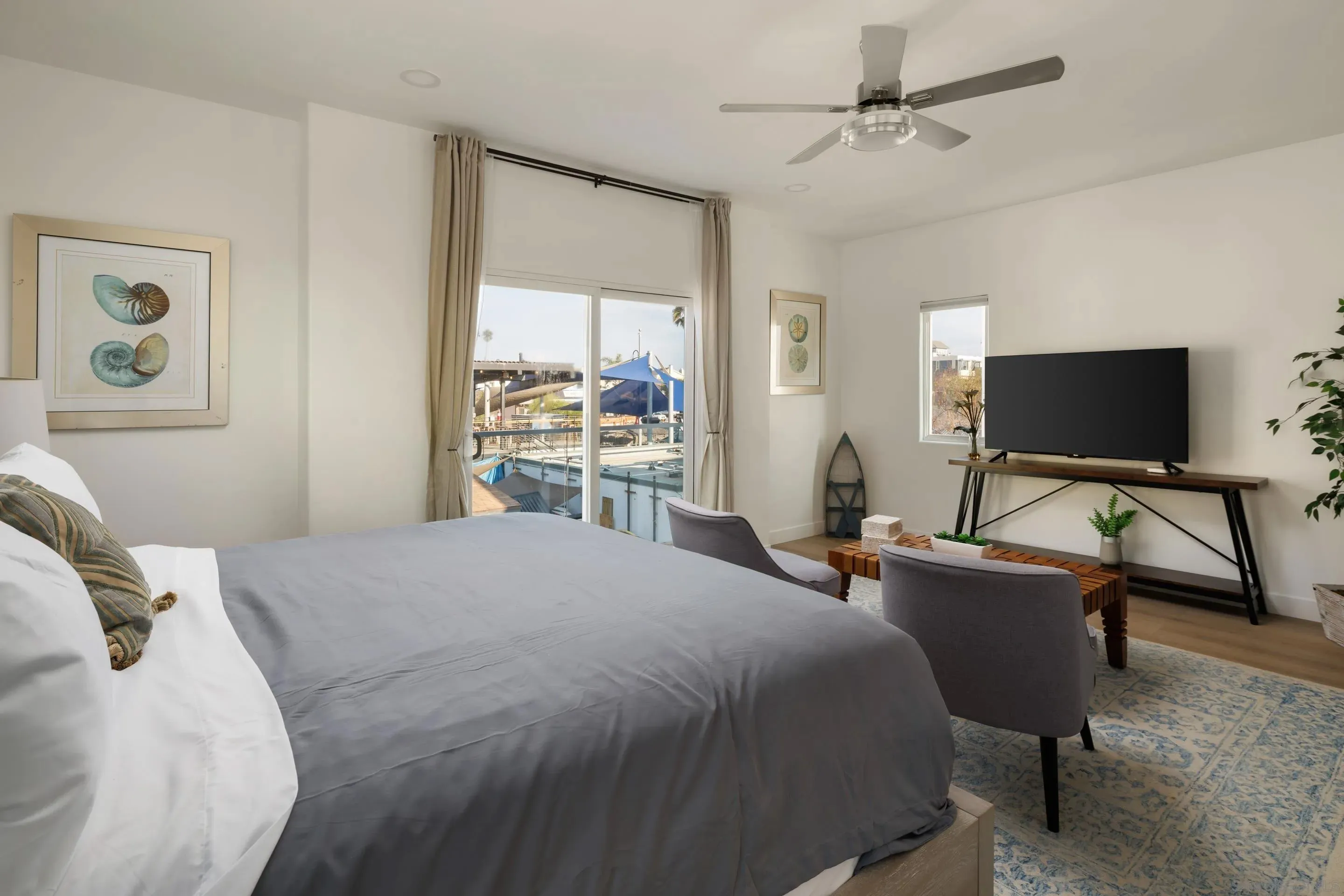 Imperial Beach, California 91932, United States, 4 Bedrooms Bedrooms, ,4 BathroomsBathrooms,Residential,Active,224020