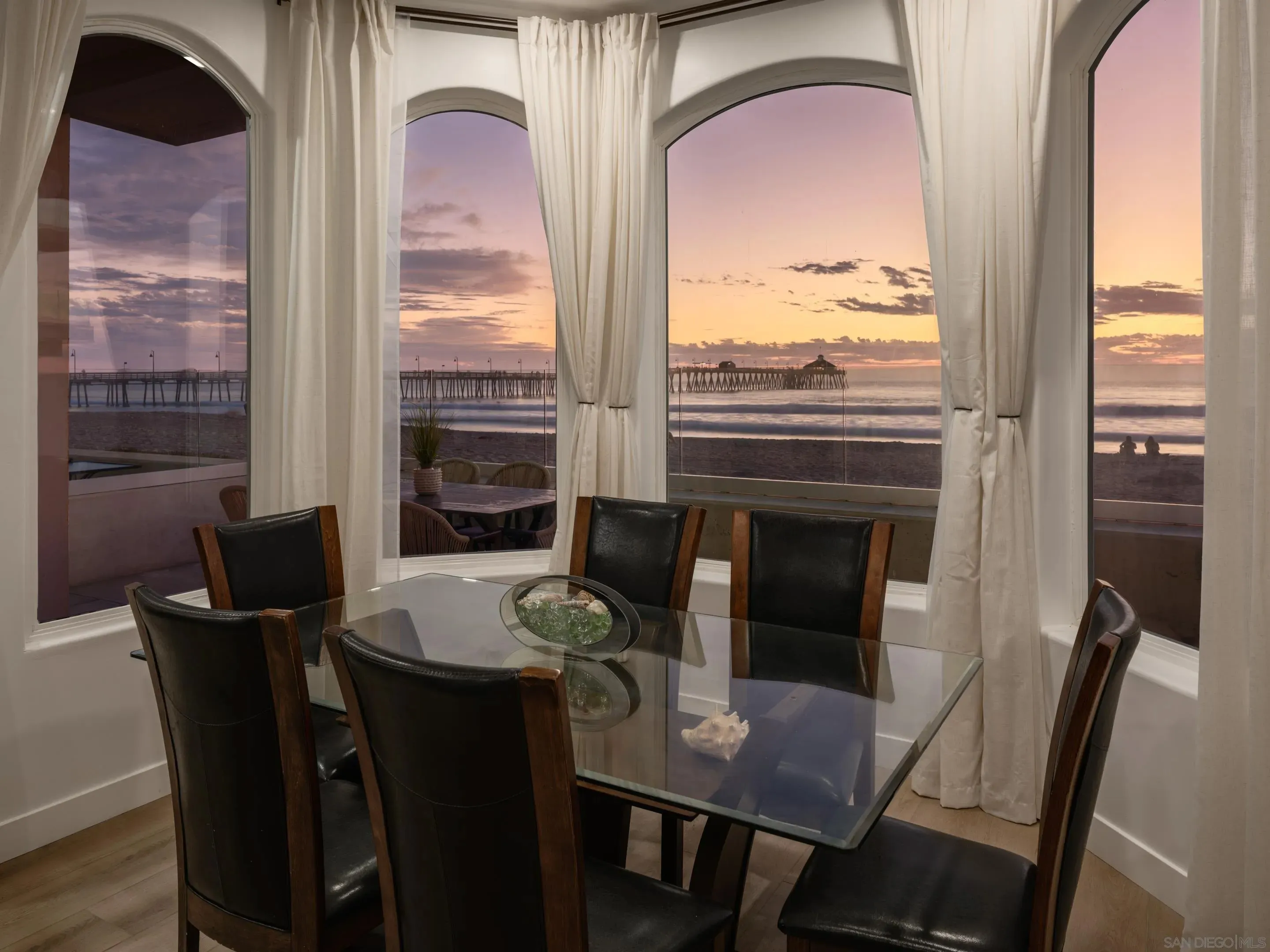 Imperial Beach, California 91932, United States, 4 Bedrooms Bedrooms, ,4 BathroomsBathrooms,Residential,Active,224020