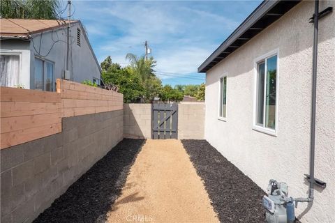Tiny photo for 3219 Athol St, Baldwin Park, CA 91706 (MLS # CV26042182)