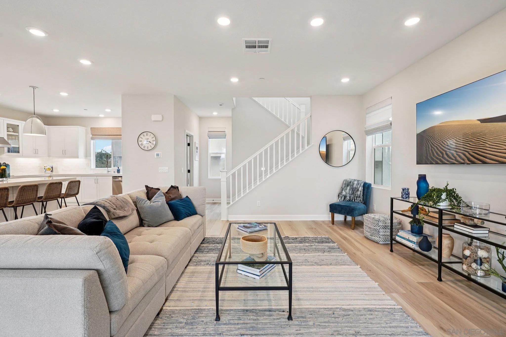 8119 Rose Quartz Cir