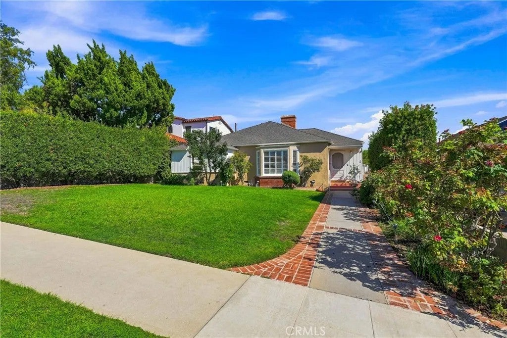 730 E Fairmount Road