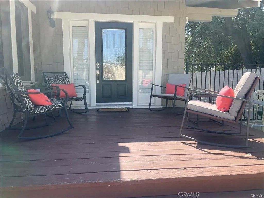 Photo of 596 E Arrow HWY, Claremont, CA 91711 (MLS # CV26103122)