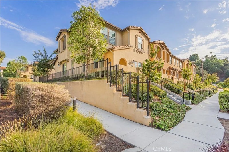 340 S Auburn Heights