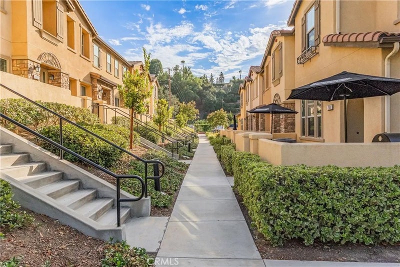 340 S Auburn Heights